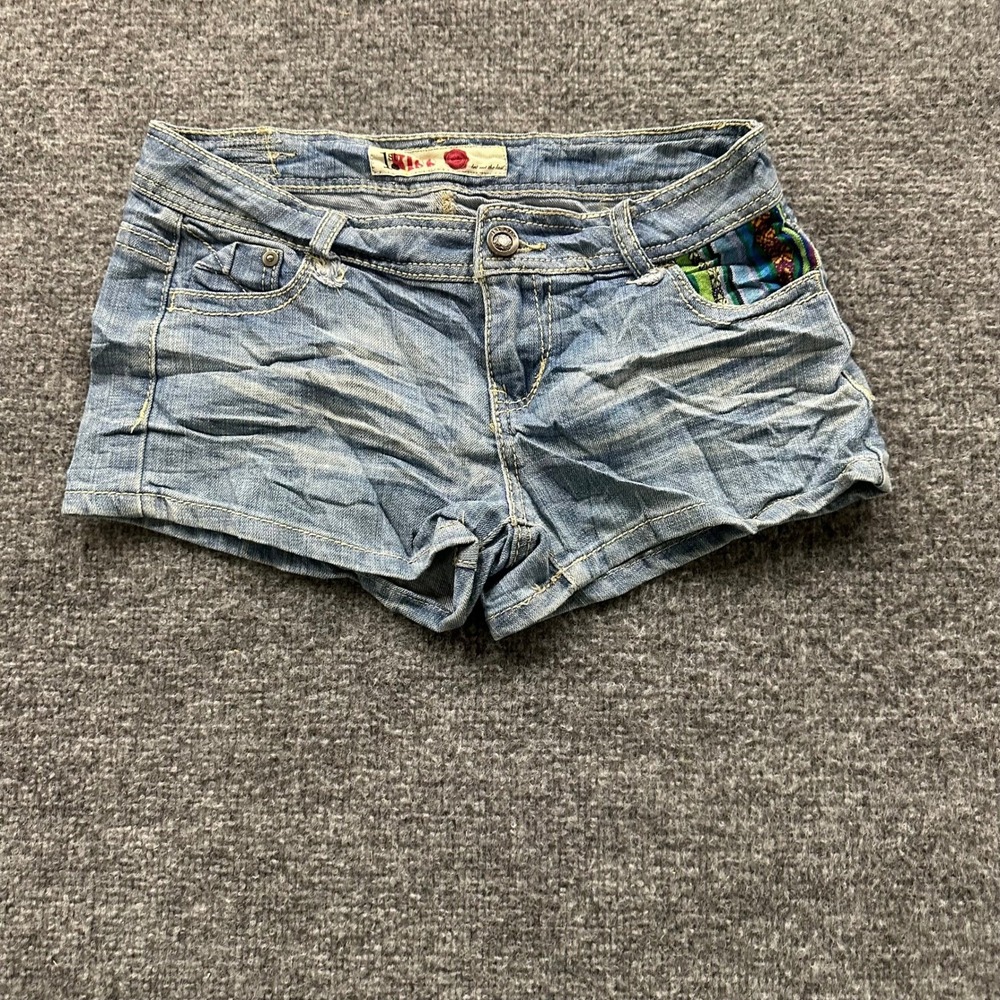 1st Kiss Shorts Womens Size 7 Blue Denim Low Rise Woven Pocket Detail Casual